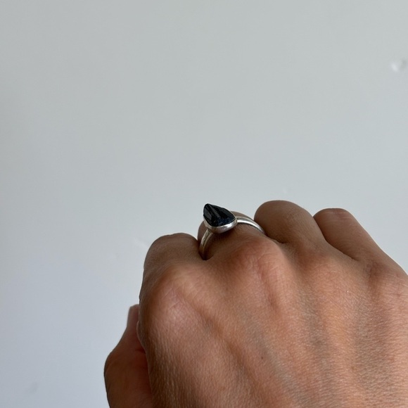 925 Sterling Silver Raw Black Tourmaline Ring Size 7.5 Boho Goth BM Jewelry - Picture 7 of 7